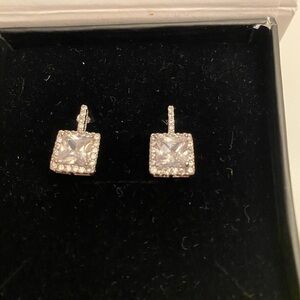 New in box Cate and Chloe earrings